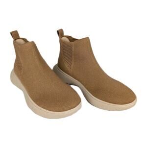 VIVAIA Round-Toe Slip-On Sneaker Style Urban Boots in Nutmeg Women's 40 / US 9